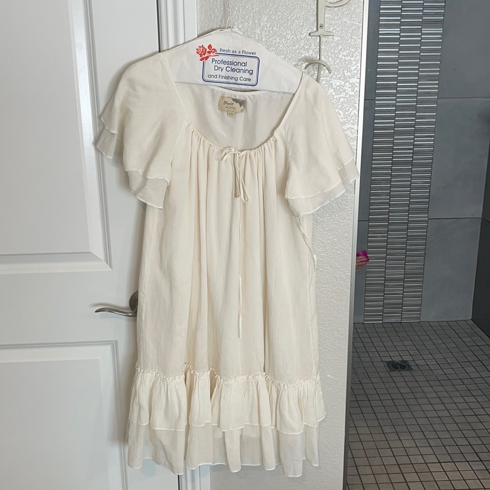 Elizabeth and James dress with tie optional belt